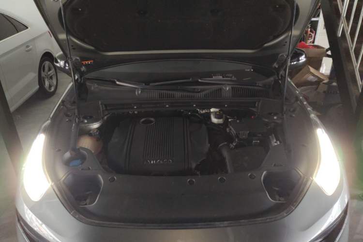 Used Lynk & Co 03 2022 1.5TD DCT JingPro Engine Bay