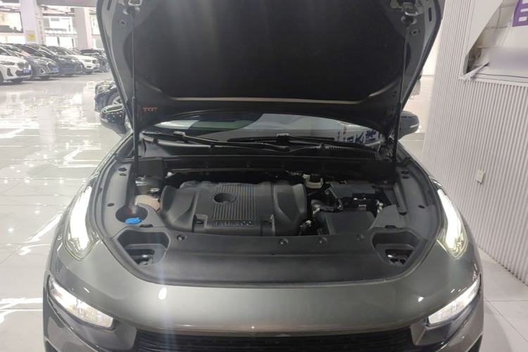 Used Lynk & Co 03 2022 2.0TD DCT JingPro Engine Bay