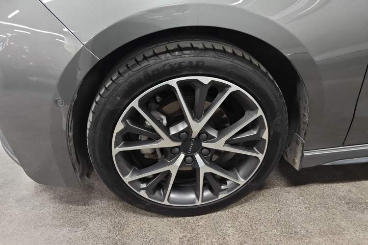 Used Lynk & Co 03 2022 2.0TD DCT JingPro Exterior 4