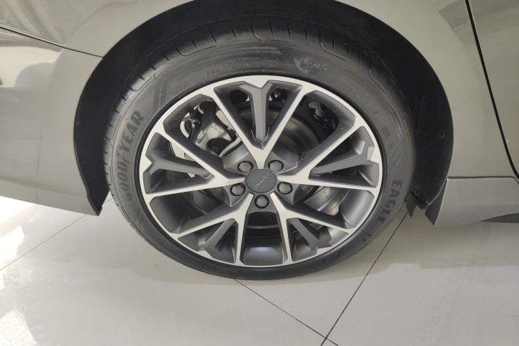 Used Lynk & Co 03 2022 2.0TD DCT JingPro Exterior 5