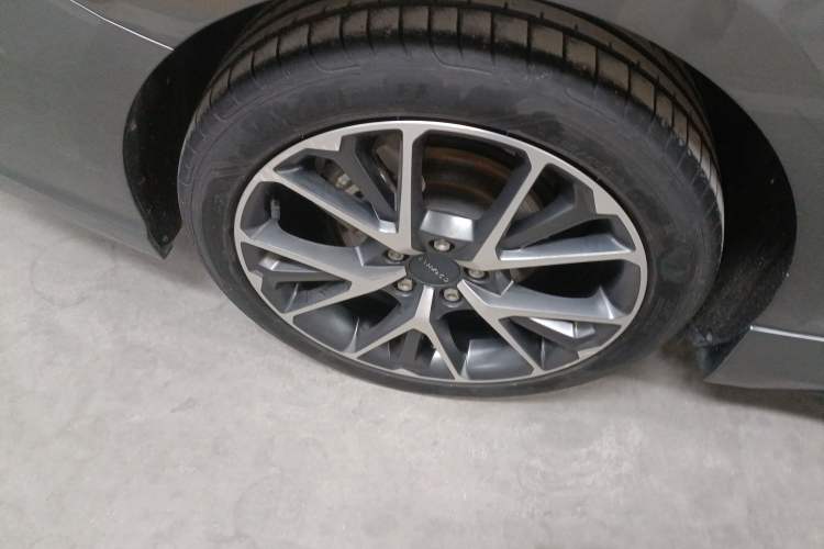 Used Lynk & Co 03 2022 2.0TD DCT JingPro Exterior 5