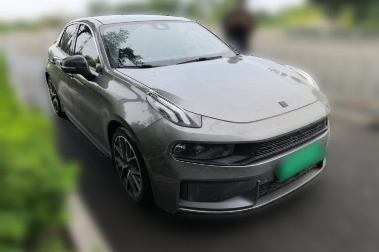 Used Lynk & Co 03 2022 1.5TD DCT JingPro Front Right 45 Deg