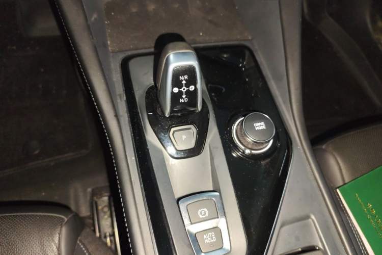 Used Lynk & Co 03 2022 2.0TD DCT JingPro Gear Lever