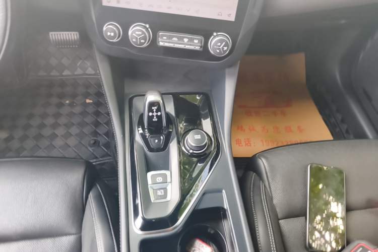 Used Lynk & Co 03 2022 2.0TD DCT JingPro Gear Lever