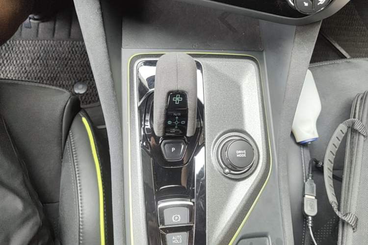 Used Lynk & Co 03 2022 03+ 2.0TD Automatic Performance Package Gear Lever