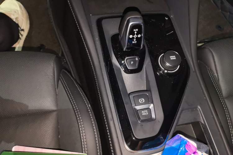 Used Lynk & Co 03 2022 2.0TD DCT JingPro Gear Lever