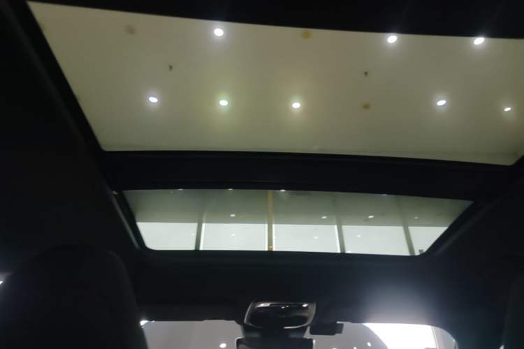 Used Lynk & Co 03 2022 1.5TD DCT JingPro Headliner