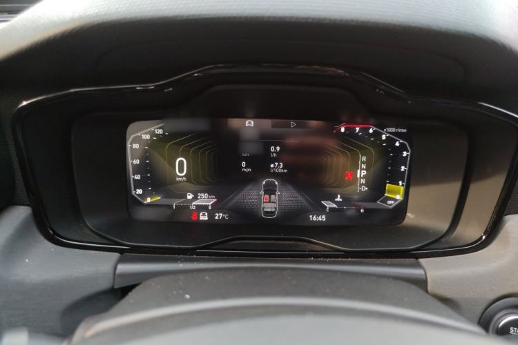 Used Lynk & Co 03 2022 2.0TD DCT JingPro Instrument Cluster