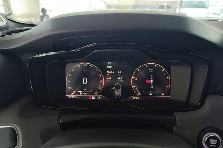Used Lynk & Co 03 2022 2.0TD DCT JingPro Instrument Cluster