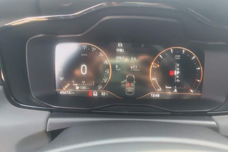 Used Lynk & Co 03 2022 2.0TD DCT JingPro Instrument Cluster