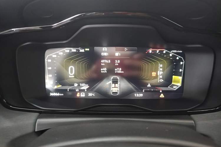 Used Lynk & Co 03 2022 1.5TD DCT JingPro Instrument Cluster