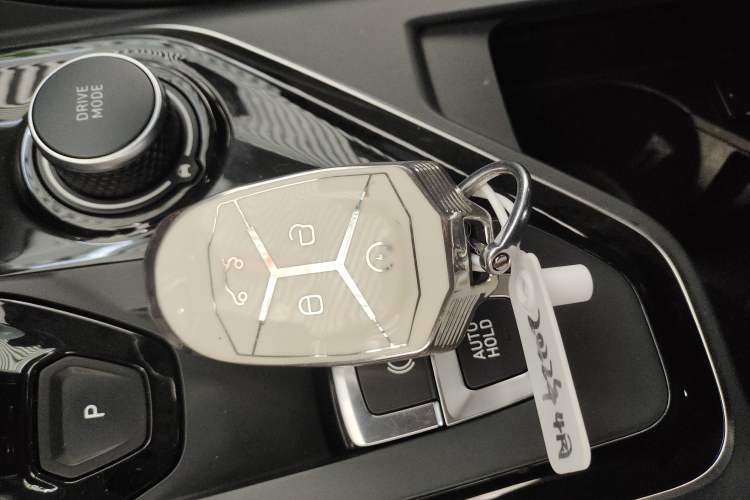 Used Lynk & Co 03 2022 2.0TD DCT JingPro Interior 1