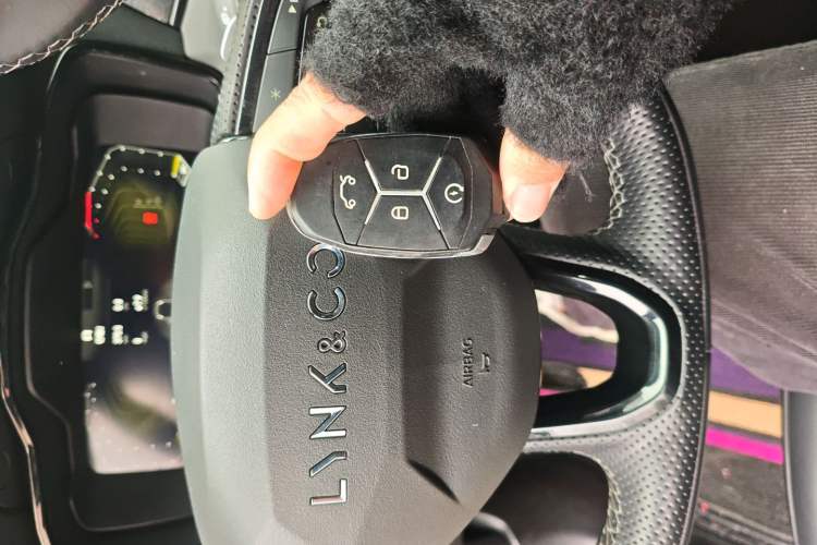 Used Lynk & Co 03 2022 2.0TD DCT GenioPlus Interior 1