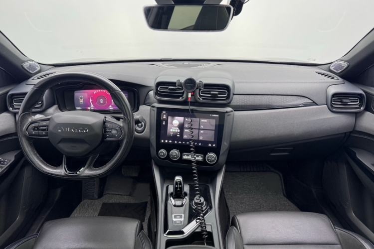 Used Lynk & Co 03 2022 2.0TD DCT JingPro Interior 1