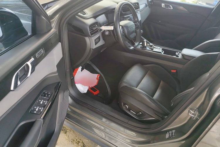 Used Lynk & Co 03 2022 1.5TD DCT JingPro Interior 3