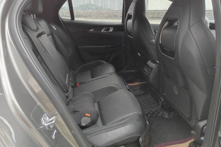 Used Lynk & Co 03 2022 2.0TD DCT GenioPlus Interior 3
