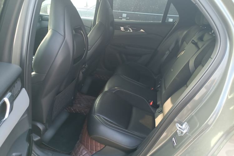 Used Lynk & Co 03 2022 2.0TD DCT JingPro Interior 4