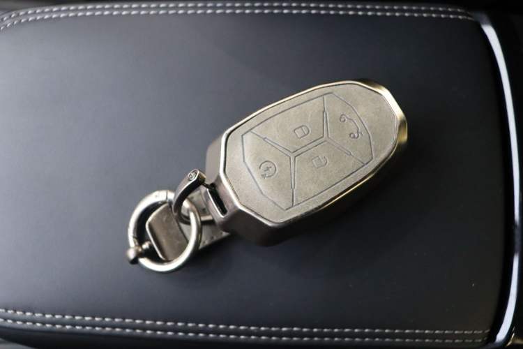 Used Lynk & Co 03 2022 2.0TD DCT JingPro Interior 4