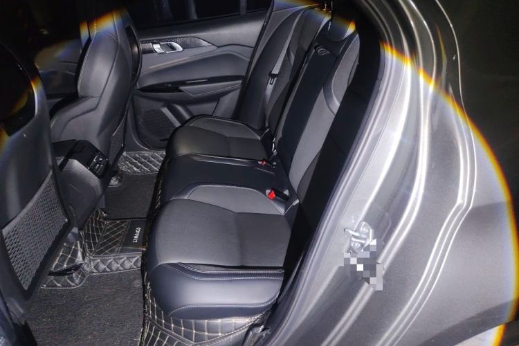 Used Lynk & Co 03 2022 1.5TD DCT JingPro Interior 4