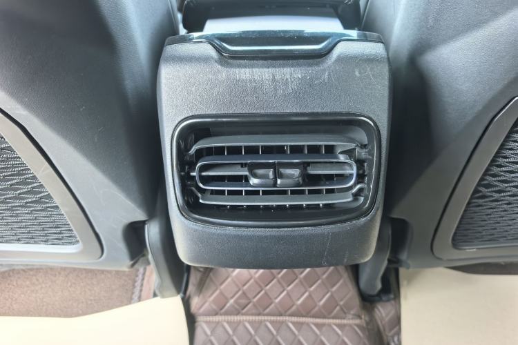 Used Lynk & Co 03 2022 1.5TD DCT JingPro Interior 8