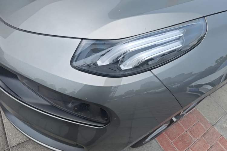 Used Lynk & Co 03 2022 2.0TD DCT JingPro Left Front Headlight