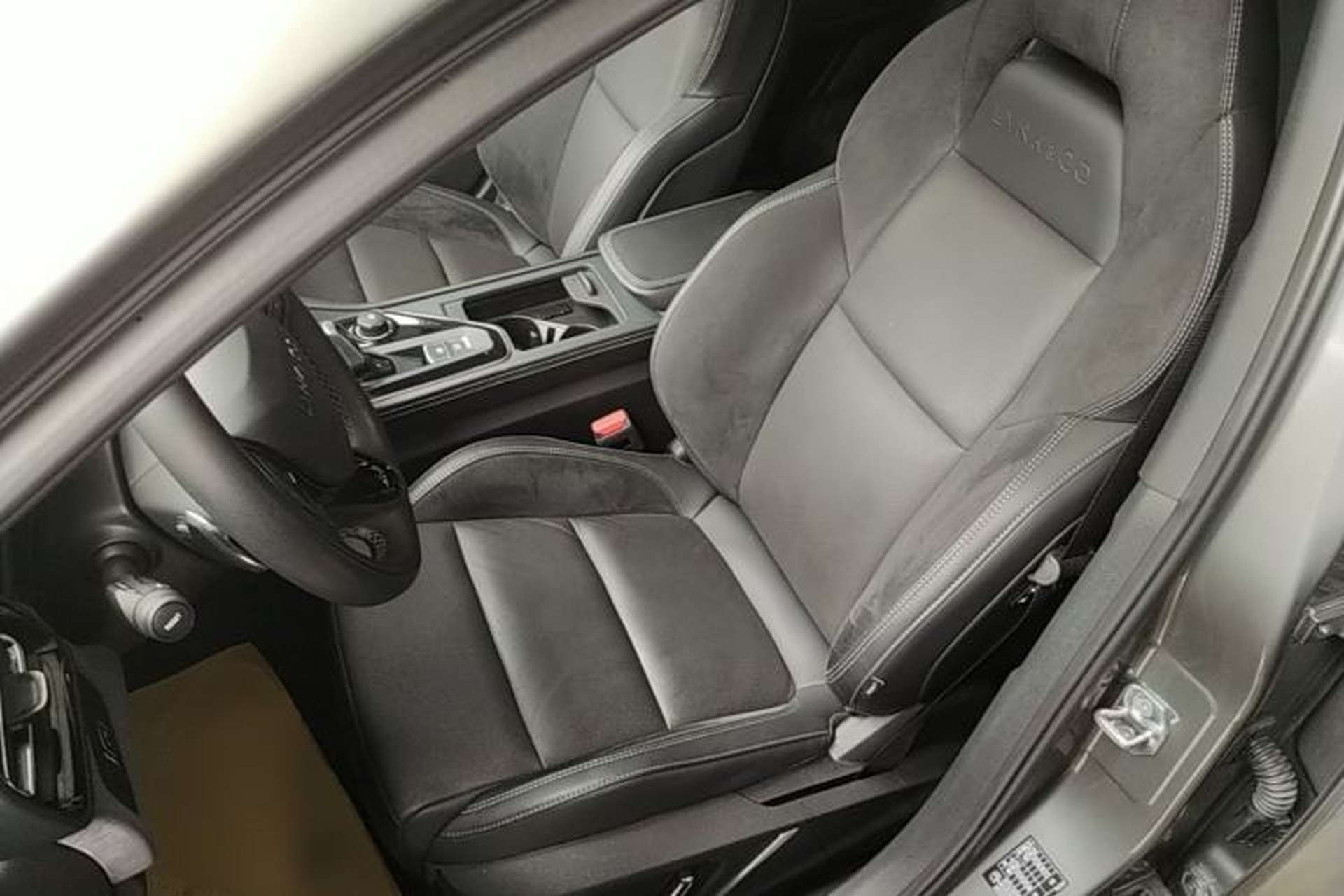 Used Lynk & Co 03 2022 1.5TD DCT JingPro Left Front Seat