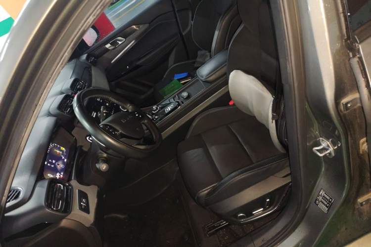 Used Lynk & Co 03 2022 2.0TD DCT JingPro Left Front Seat