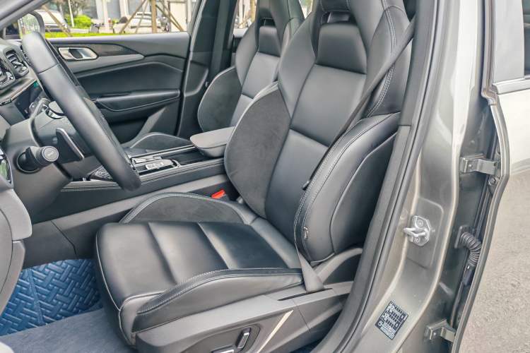 Used Lynk & Co 03 2022 1.5TD DCT JingPlus Left Front Seat