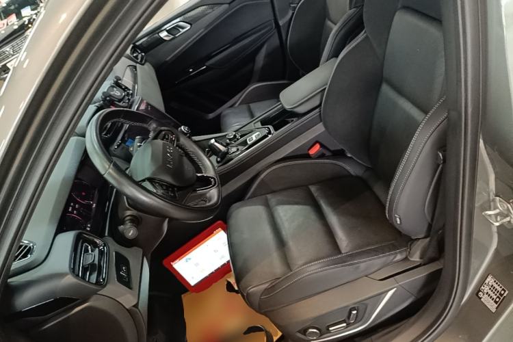 Used Lynk & Co 03 2022 2.0TD DCT JingPro Left Front Seat