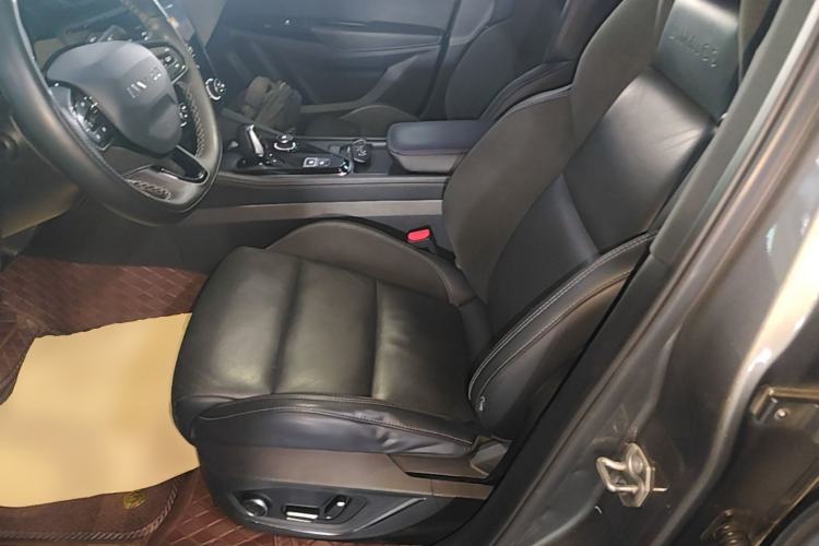 Used Lynk & Co 03 2022 1.5TD DCT JingPro Left Front Seat