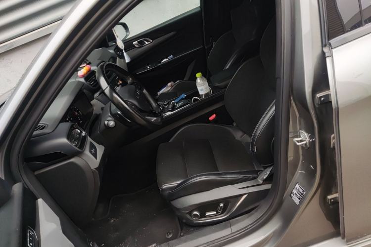 Used Lynk & Co 03 2022 2.0TD DCT JingPro Left Front Seat