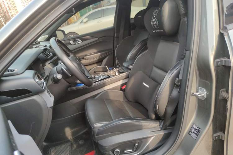 Used Lynk & Co 03 2022 2.0TD DCT JingPro Left Front Seat
