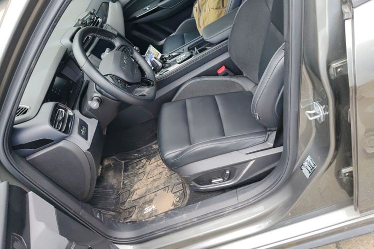 Used Lynk & Co 03 2022 1.5TD DCT JingPlus Left Front Seat