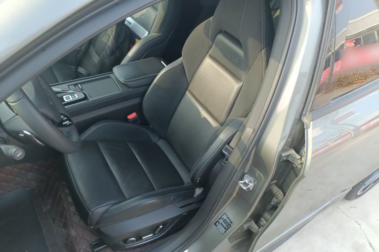 Used Lynk & Co 03 2022 2.0TD DCT JingPro Left Front Seat