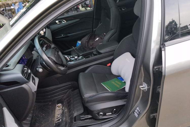 Used Lynk & Co 03 2022 1.5TD DCT JingPro Left Front Seat