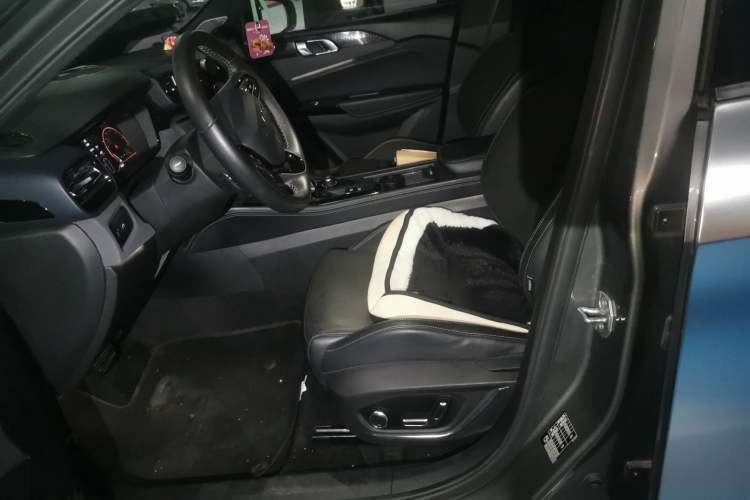 Used Lynk & Co 03 2022 1.5TD DCT JingPro Left Front Seat