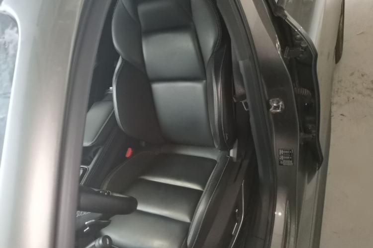 Used Lynk & Co 03 2022 2.0TD DCT GenioPlus Left Front Seat