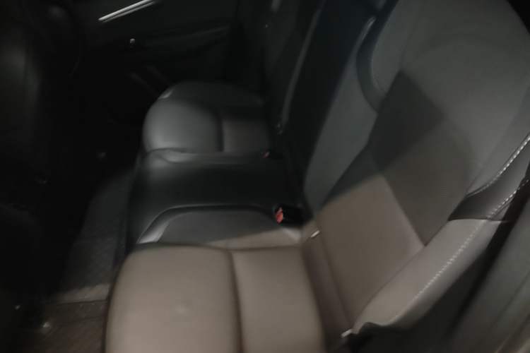 Used Lynk & Co 03 2022 2.0TD DCT JingPro Left Rear Seat