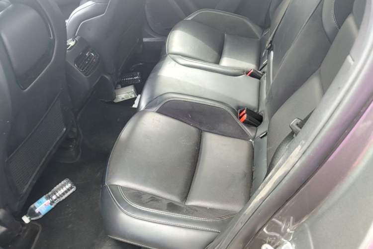 Used Lynk & Co 03 2022 1.5TD DCT JingPro Left Rear Seat