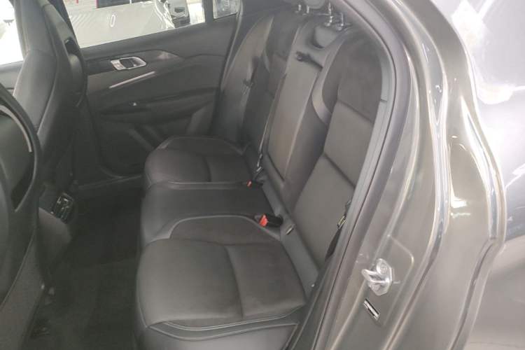 Used Lynk & Co 03 2022 2.0TD DCT JingPro Left Rear Seat