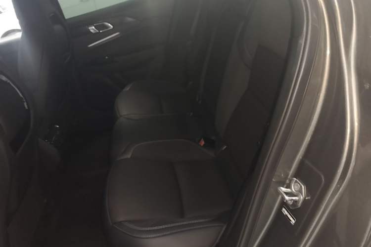 Used Lynk & Co 03 2022 2.0TD DCT JingPro Left Rear Seat