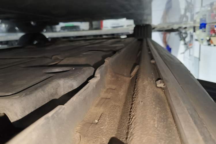 Used Lynk & Co 03 2022 2.0TD DCT JingPro Left Side Sill