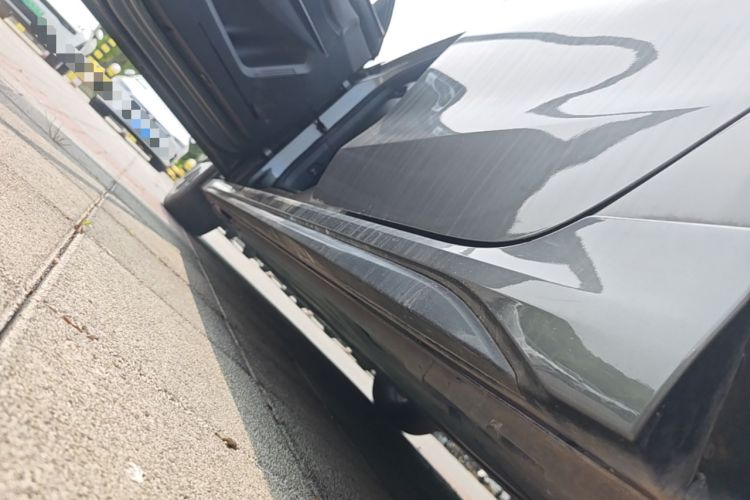 Used Lynk & Co 03 2022 2.0TD DCT JingPro Left Side Sill
