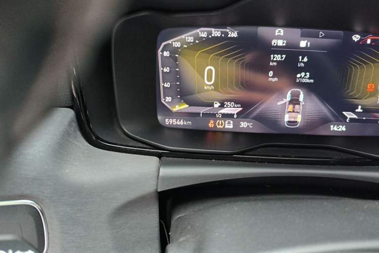Used Lynk & Co 03 2022 1.5TD DCT JingPro Odometer Close Up