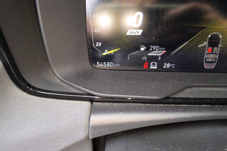 Used Lynk & Co 03 2022 1.5TD DCT JingPro Odometer Close Up