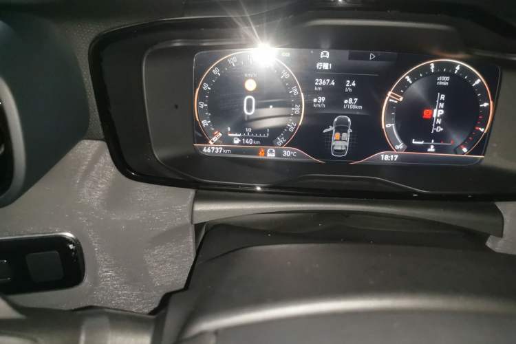 Used Lynk & Co 03 2022 1.5TD DCT JingPro Odometer Close Up