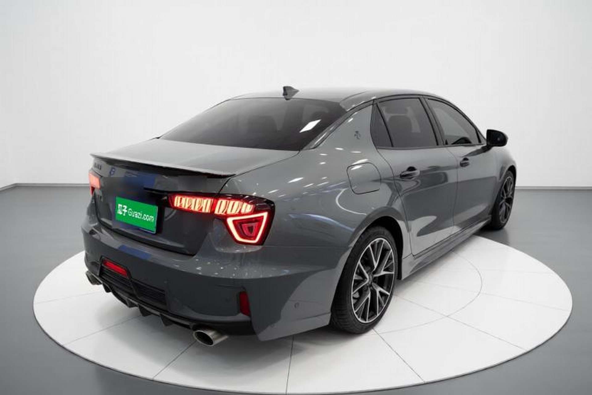 Used Lynk & Co 03 2022 2.0TD DCT JingPro Rear Right 45 Deg