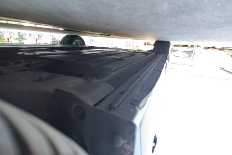 Used Lynk & Co 03 2022 2.0TD DCT JingPro Right Side Sill