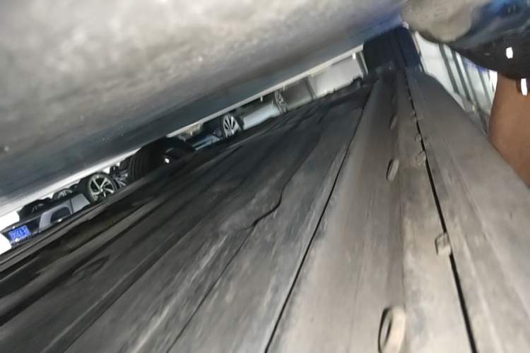 Used Lynk & Co 03 2022 1.5TD DCT JingPro Right Side Sill