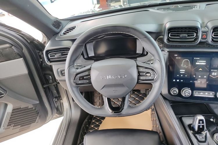 Used Lynk & Co 03 2022 2.0TD DCT GenioPlus Steering Wheel